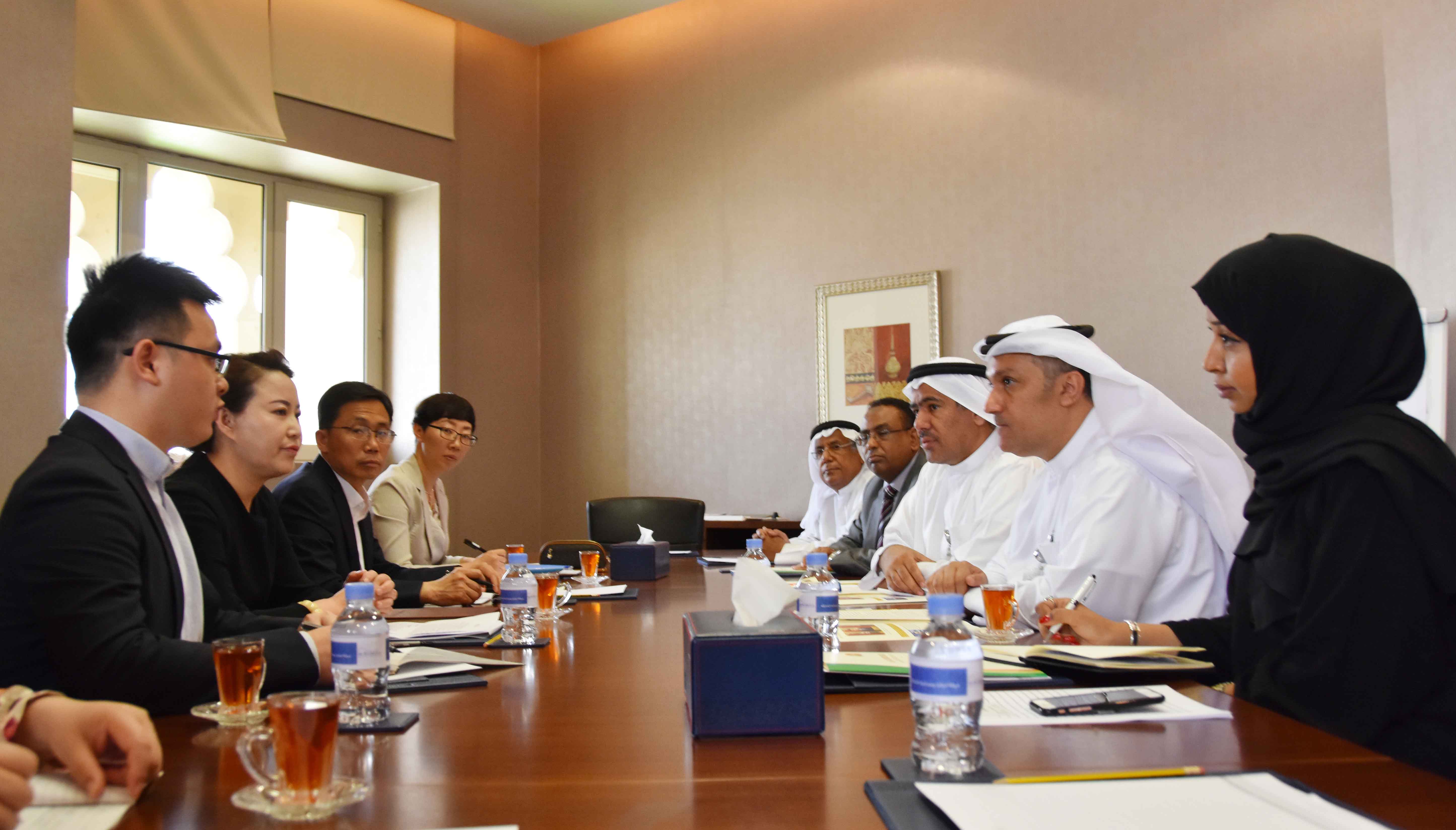https://www.sharjah.gov.ae//Documents/News/صورة خلال الاجتماع.jpg